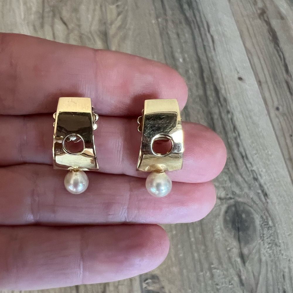 Pearl Drop Earrings